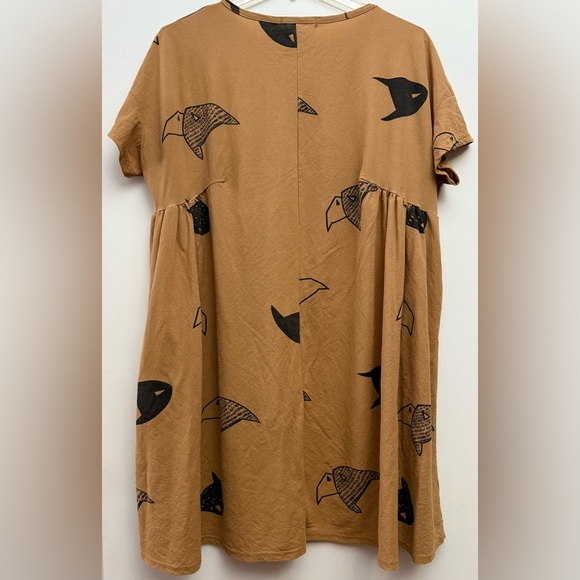 Romacci Peachy Tan and Black Abstract Cats Graphic Dress - Picture 5 of 6